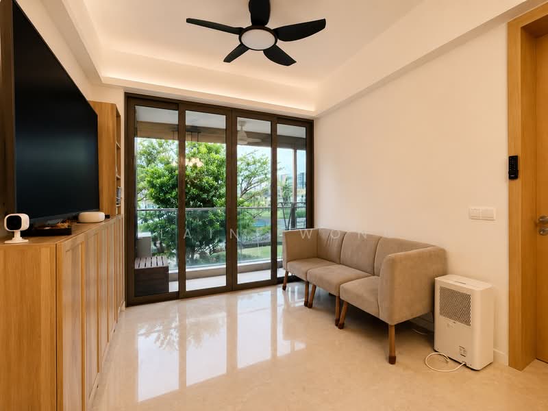 The Tre Ver, 60 Potong Pasir Avenue 1, 2 Bedrooms, 700 sqft, Condominium For Sale, by Elaine Wong, 500145611 - Living Room - PropertyGuru.com.sg