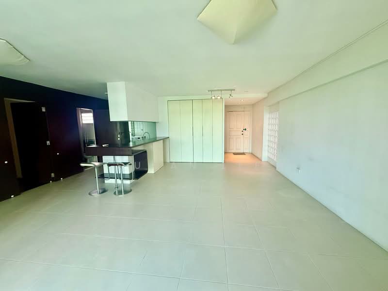 103B Edgefield Plains, 103B Edgefield Plains, 2 Bedrooms, 1,184 sqft, HDB Flat For Sale, by Susan Lee, 500145618 - Living Room - PropertyGuru.com.sg