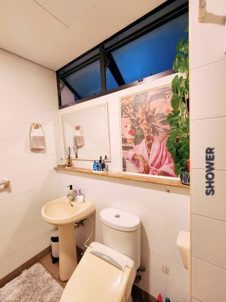 Fernwood Towers, 28 Fernwood Terrace, Room Rental, 200 sqft, Condominium For Rent, by Georgiana Ong, 500145620 - Bathroom - PropertyGuru.com.sg