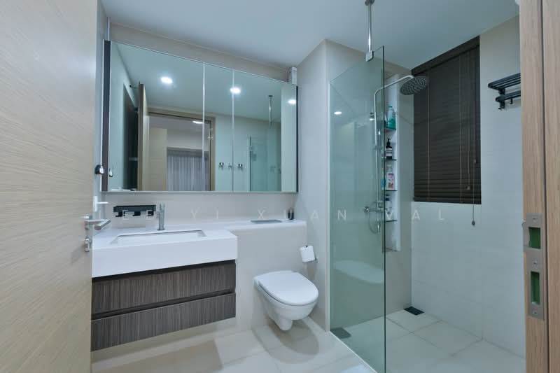 The Palette, 103 Pasir Ris Grove, 1 Bedroom, 700 sqft, Condominium For Sale, by Lee Yi Xuan Val, 500145622 - Bathroom - PropertyGuru.com.sg