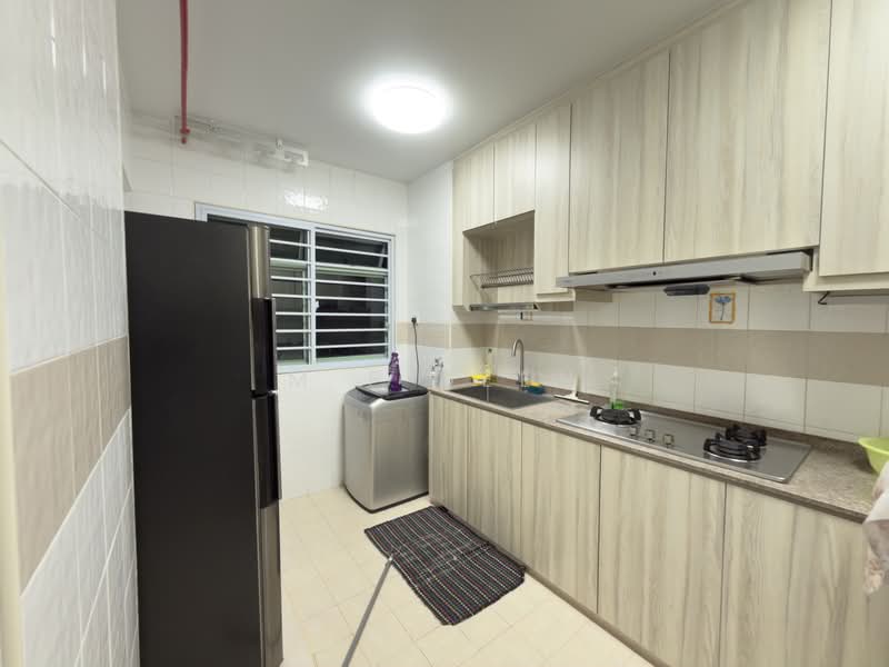 637A Punggol Drive, 637A Punggol Drive, 3 Bedrooms, 990 sqft, HDB Flat For Rent, by M F Deen, 500145630 - Kitchen - PropertyGuru.com.sg