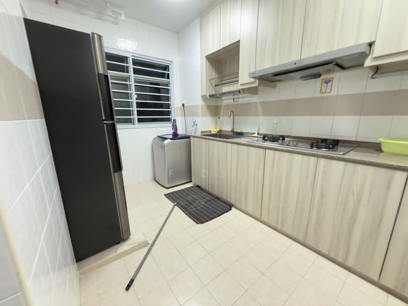 637A Punggol Drive, 637A Punggol Drive, 3 Bedrooms, 990 sqft, HDB Flat For Rent, by M F Deen, 500145630 - Kitchen - PropertyGuru.com.sg