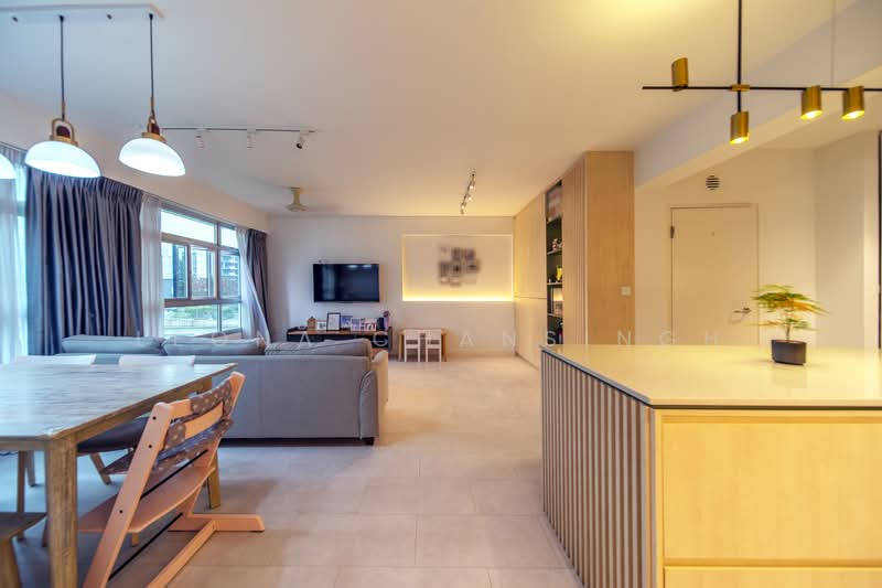 504D Yishun Street 51, 504D Yishun Street 51, 3 Bedrooms, 1,206 sqft, HDB Flat For Sale, by Leona Chansingh, 500145636 - Living Room - PropertyGuru.com.sg