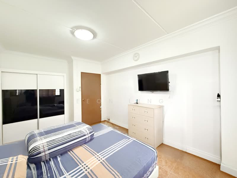146 Rivervale Drive, 146 Rivervale Drive, 3 Bedrooms, 1,076 sqft, HDB Flat For Rent, by Leeon Ling, 500145638 - Bedroom - PropertyGuru.com.sg