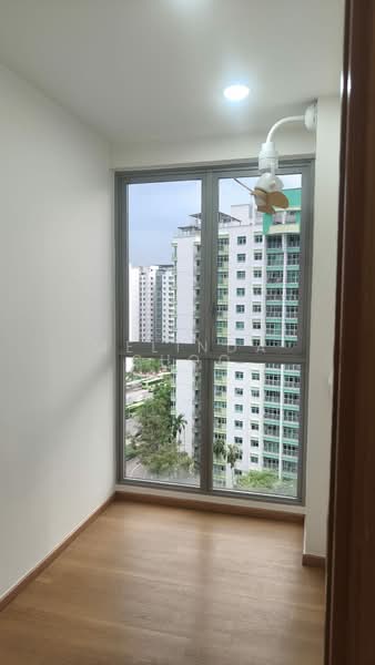 Prive, 37 Punggol Field, 3 Bedrooms, 883 sqft, Executive Condominium For Rent, by Melinda Choo, 500145640 - Study room - PropertyGuru.com.sg