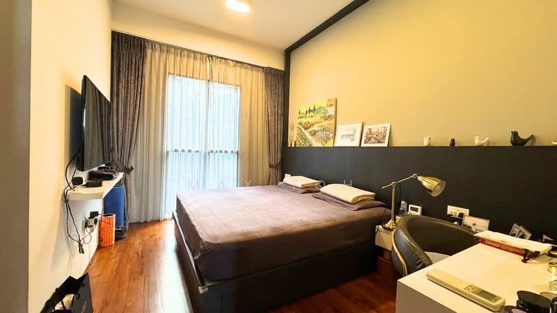 ⭐️⭐️LANDED7772@ D15 CLUSTER LANDED WITH LIFT FOR SALE, Telok Kurau Vincinity, 5 Bedrooms, 3,522 sqft, Cluster House For Sale, by Max Toh, 500145644 - Bedroom - PropertyGuru.com.sg