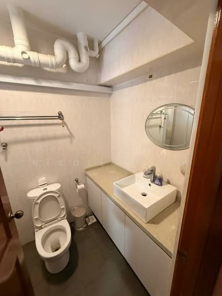 961 Hougang Avenue 9, 961 Hougang Avenue 9, Room Rental, 100 sqft, HDB Flat For Rent, by Nicolette Ho, 500145655 - Bathroom - PropertyGuru.com.sg