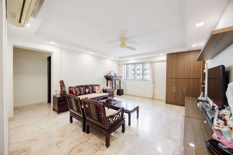 109 Serangoon North Avenue 1, 109 Serangoon North Avenue 1, 3 Bedrooms, 980 sqft, HDB Flat For Sale, by Sharlene Lim SL, 500145662 - Living Room - PropertyGuru.com.sg