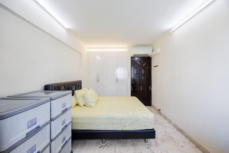 109 Serangoon North Avenue 1, 109 Serangoon North Avenue 1, 3 Bedrooms, 980 sqft, HDB Flat For Sale, by Sharlene Lim SL, 500145662 - Bedroom - PropertyGuru.com.sg