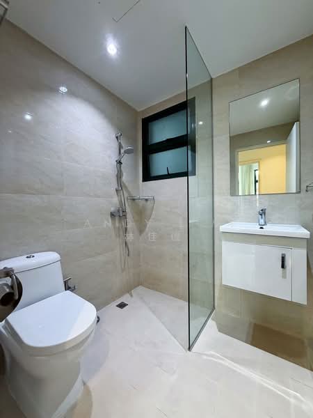 Hillview Green, 61 Hume Avenue, 2 Bedrooms, 1,173 sqft, Condominium For Sale, by Andy Lim 林佳俊, 500145679 - Bathroom - PropertyGuru.com.sg