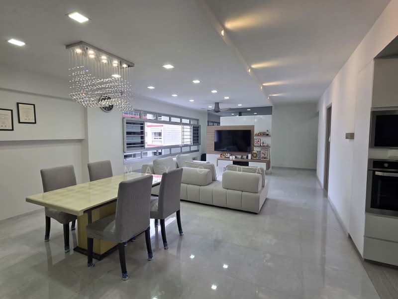 209 Pasir Ris Street 21, 209 Pasir Ris Street 21, 4 Bedrooms, 1,582 sqft, HDB Flat For Sale, by May Chua, 500145685 - Living Room - PropertyGuru.com.sg