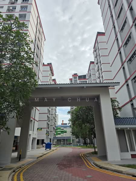 209 Pasir Ris Street 21, 209 Pasir Ris Street 21, 4 Bedrooms, 1,582 sqft, HDB Flat For Sale, by May Chua, 500145685 - Sheltered to carpark - PropertyGuru.com.sg