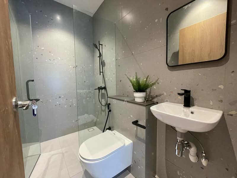 265 Outram Road, 265 Outram Road, Room Rental, 120 sqft, Walk-up Apartment For Rent, by Melissa Yeo, 500145687 - Bathroom - PropertyGuru.com.sg
