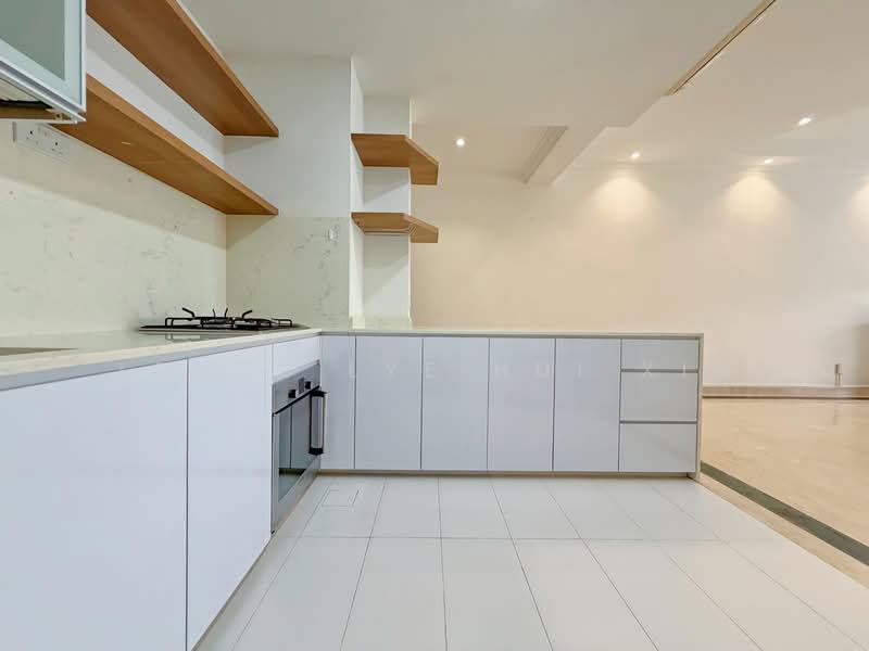 Hillview Green, 61 Hume Avenue, 2 Bedrooms, 1,173 sqft, Condominium For Sale, by Joyce Lye Hui Xin, 500145690 - Kitchen - PropertyGuru.com.sg