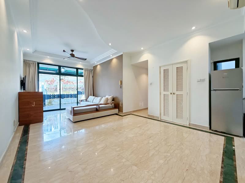 Hillview Green, 61 Hume Avenue, 2 Bedrooms, 1,173 sqft, Condominium For Sale, by Joyce Lye Hui Xin, 500145690 - Living Room - PropertyGuru.com.sg