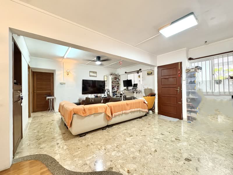 108 Bedok North Road, 108 Bedok North Road, 2 Bedrooms, 883 sqft, HDB Flat For Sale, by Tony Chua, 500145699 - Living Room - PropertyGuru.com.sg