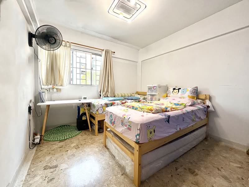 108 Bedok North Road, 108 Bedok North Road, 2 Bedrooms, 883 sqft, HDB Flat For Sale, by Tony Chua, 500145699 - Bedroom - PropertyGuru.com.sg