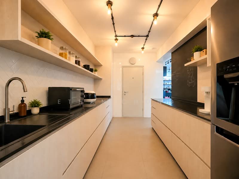 464A Bukit Batok West Avenue 8, 464A Bukit Batok West Avenue 8, 3 Bedrooms, 1,216 sqft, HDB Flat For Sale, by Ethan Chong, 500145701 - Kitchen - PropertyGuru.com.sg