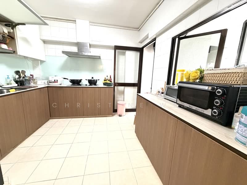356B Admiralty Drive, 356B Admiralty Drive, 4 Bedrooms, 1,410 sqft, HDB Flat For Sale, by Christine Wee, 500145705 - Kitchen - PropertyGuru.com.sg