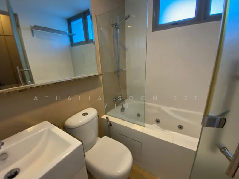 Bleu @ East Coast, 562 Upper East Coast Road, 2 Bedrooms, 1,023 sqft, Condominium For Sale, by Athalia Soon Sze Yin, 500145709 - Bathroom - PropertyGuru.com.sg