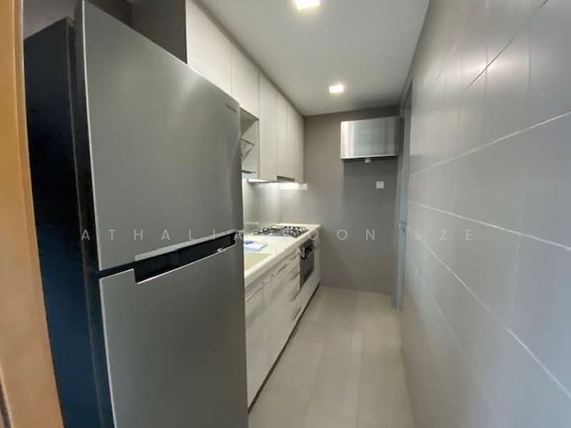 Bleu @ East Coast, 562 Upper East Coast Road, 2 Bedrooms, 1,023 sqft, Condominium For Sale, by Athalia Soon Sze Yin, 500145709 - Kitchen - PropertyGuru.com.sg