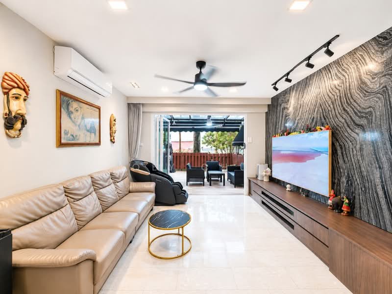 Northoaks, 26 Woodlands Cresent, 3 Bedrooms, 1,604 sqft, Condominium For Sale, by Joey Chua, 500145710 - Living Room - PropertyGuru.com.sg