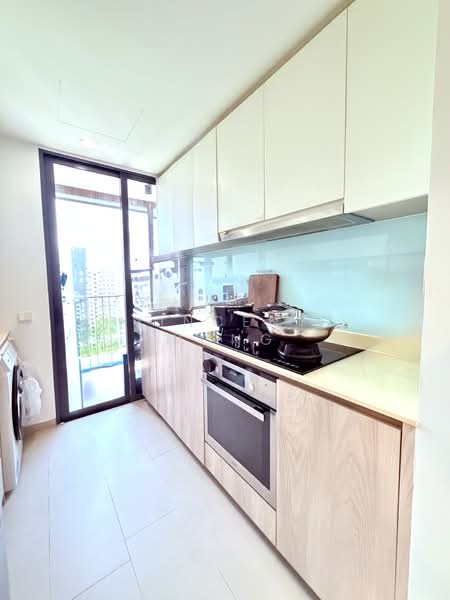 The Criterion, 1 Yishun Street 51, 3 Bedrooms, 893 sqft, Executive Condominium For Rent, by Vincent Wong, 500145712 - Kitchen - PropertyGuru.com.sg