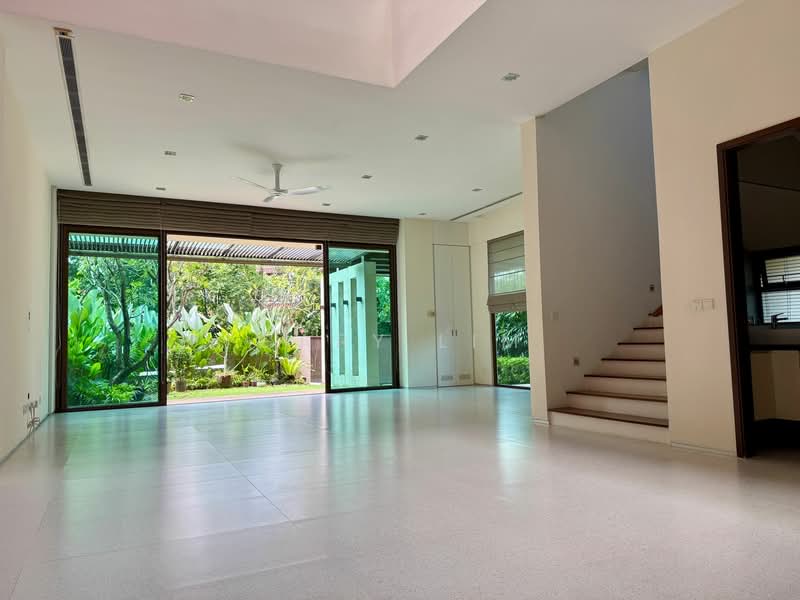 Sunset Terrace, Sunset Drive, 5 Bedrooms, 5,200 sqft, Semi-Detached House For Rent, by Gary Lim, 500145717 - Living Room - PropertyGuru.com.sg