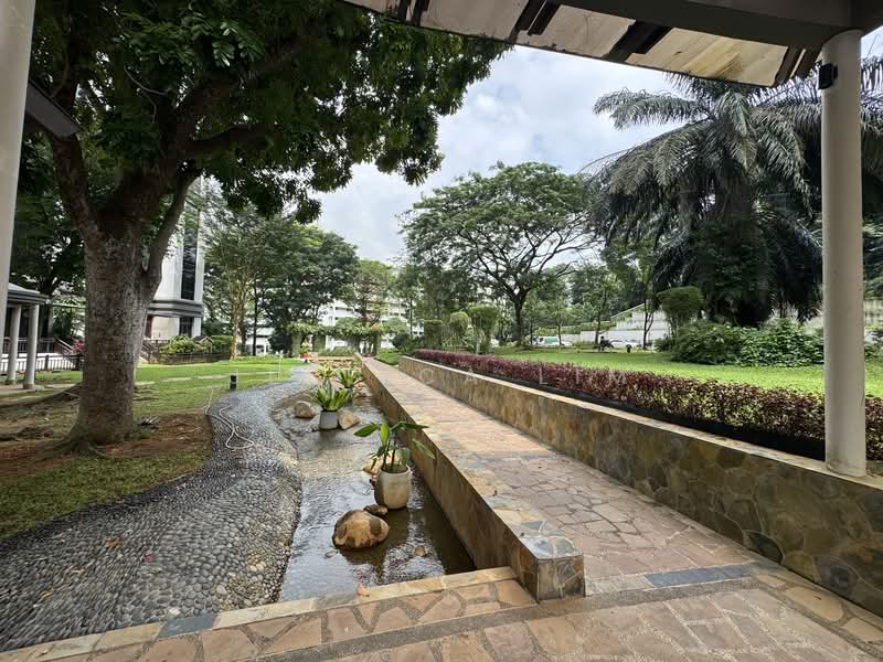 Regent Heights, 56 Bukit Batok East Avenue 5, 2 Bedrooms, 1,023 sqft, Condominium For Sale, by Jessica Lim, 500145721 - Garden - PropertyGuru.com.sg