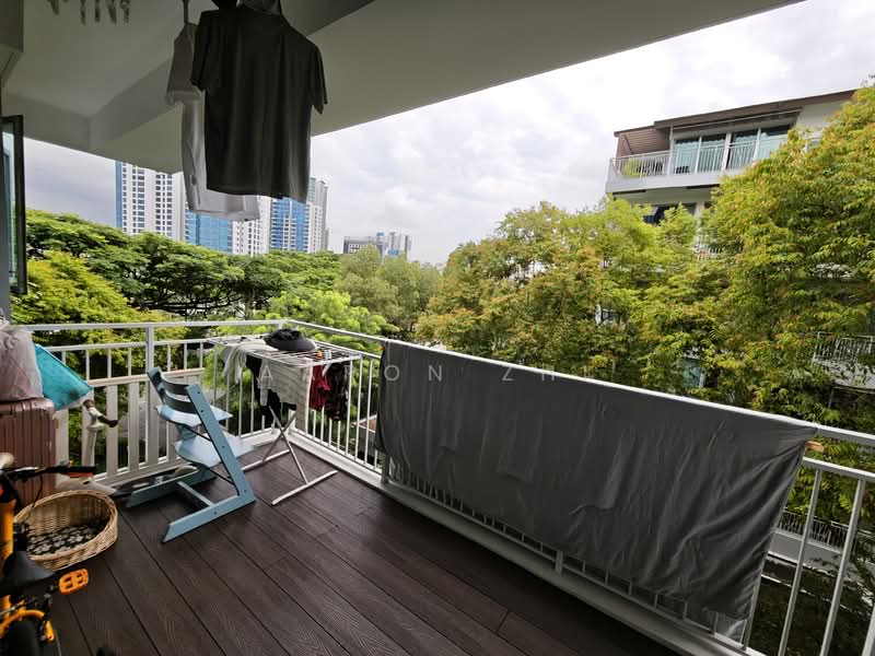 ClementiWoods Condominium, 78 West Coast Road, 2 Bedrooms, 1,001 sqft, Condominium For Sale, by Aaron Zhi, 500145722 - Balcony - PropertyGuru.com.sg