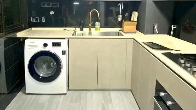 655A Jurong West Street 61, 655A Jurong West Street 61, 2 Bedrooms, 926 sqft, HDB Flat For Sale, by Edeline Ooi, 500145726 - Kitchen - PropertyGuru.com.sg