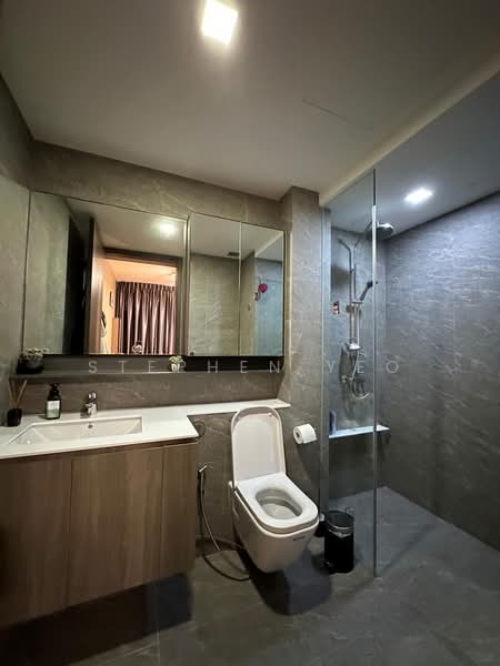 The Clement Canopy, 18 Clementi Avenue 1, 2 Bedrooms, 732 sqft, Condominium For Sale, by Stephen Yeo, 500145728 - Bathroom - PropertyGuru.com.sg