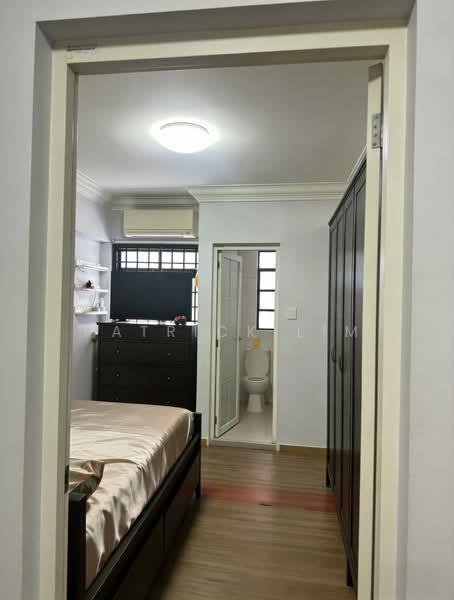 225 Ang Mo Kio Avenue 1, 225 Ang Mo Kio Avenue 1, Room Rental, 200 sqft, HDB Flat For Rent, by Patrick Lim, 500145736 - Master Bedroom with ensuite Bathroom - PropertyGuru.com.sg