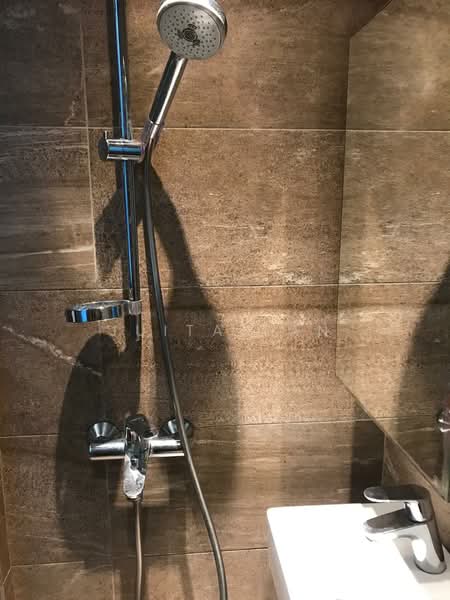 Harbourlights, 68 Telok Blangah Road, Room Rental, 130 sqft, Apartment For Rent, by Juita Tan, 500145756 - Common Bathroom - PropertyGuru.com.sg