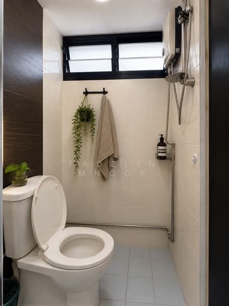 1 Marsiling Drive, 1 Marsiling Drive, 3 Bedrooms, 700 sqft, HDB Flat For Sale, by Fadzlin MNoor, 500145758 - Bathroom - PropertyGuru.com.sg