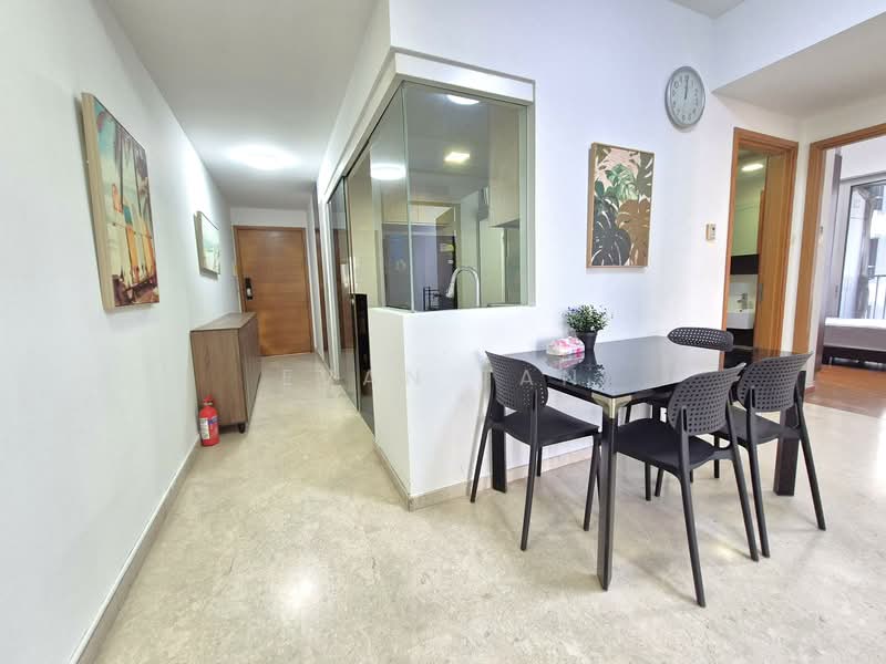 The Parc Condominium, 3 West Coast Walk, Room Rental, 150 sqft, Condominium For Rent, by Evan Tan, 500145765 - Corridor - PropertyGuru.com.sg