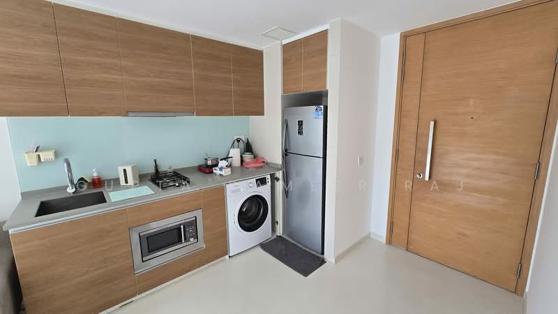 The Scala @ Lorong Chuan, 132 Serangoon Avenue 3, 1 Bedroom, 474 sqft, Condominium For Rent, by Gupta Sameer Raj, 500145771 - Kitchen - PropertyGuru.com.sg