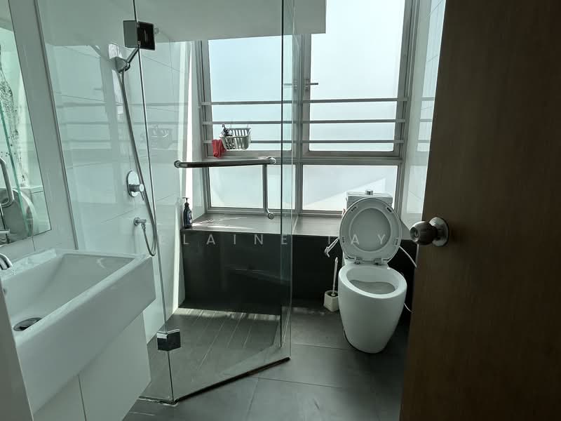 Moda, 42 East Coast Road, Room Rental, 91 sqft, Apartment For Rent, by Elaine Tay, 500145776 - Bathroom - PropertyGuru.com.sg