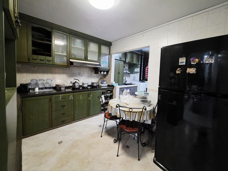 928 Hougang Street 91, 928 Hougang Street 91, 3 Bedrooms, 1,087 sqft, HDB Flat For Sale, by Faiz Zaffre, 500145778 - Kitchen - PropertyGuru.com.sg