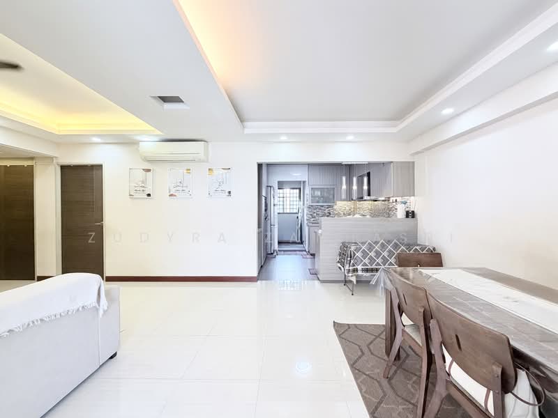 786D Woodlands Drive 60, 786D Woodlands Drive 60, 3 Bedrooms, 1,076 sqft, HDB Flat For Sale, by Zudyra Zamhasbi, 500145798 - Living Room - PropertyGuru.com.sg
