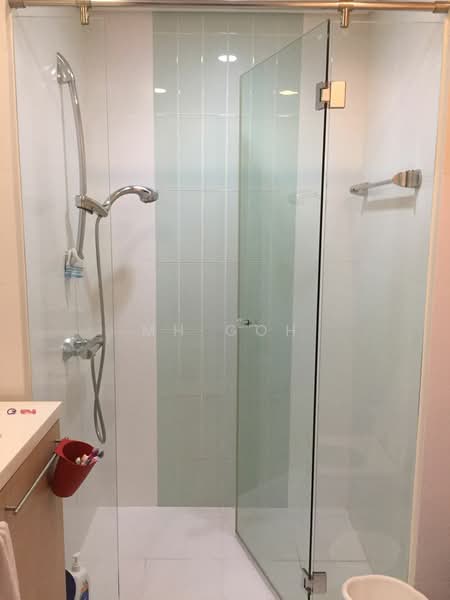 The Sail @ Marina Bay, 6 Marina Boulevard, 4 Bedrooms, 1,680 sqft, Condominium For Sale, by MH Goh, 500145805 - Bathroom - PropertyGuru.com.sg