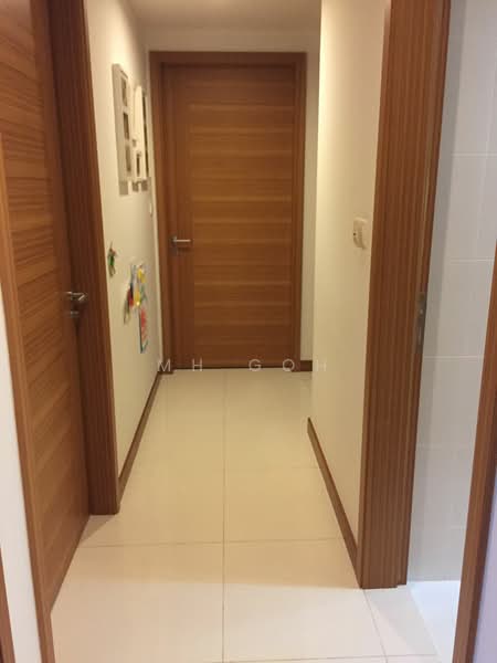 The Sail @ Marina Bay, 6 Marina Boulevard, 4 Bedrooms, 1,680 sqft, Condominium For Sale, by MH Goh, 500145805 - Corridor - PropertyGuru.com.sg