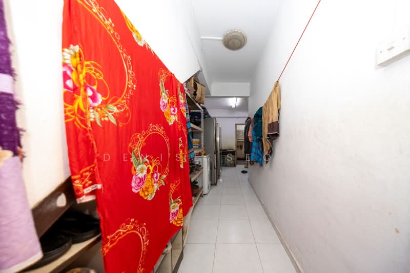 1017 Upper Serangoon Road, 1017 Upper Serangoon Road, 3 Bedrooms, 1,010 sqft, Apartment For Sale, by Denise Seow, 500145808 - Corridor - PropertyGuru.com.sg