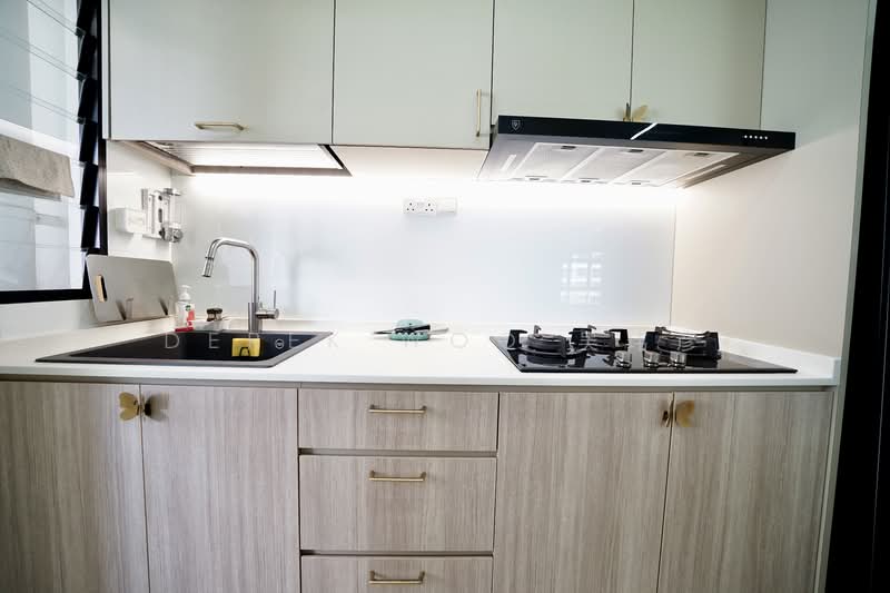 415C Northshore Drive, 415C Northshore Drive, 3 Bedrooms, 1,012 sqft, HDB Flat For Sale, by Derek Woo 吴玮彦, 500145819 - Kitchen - PropertyGuru.com.sg