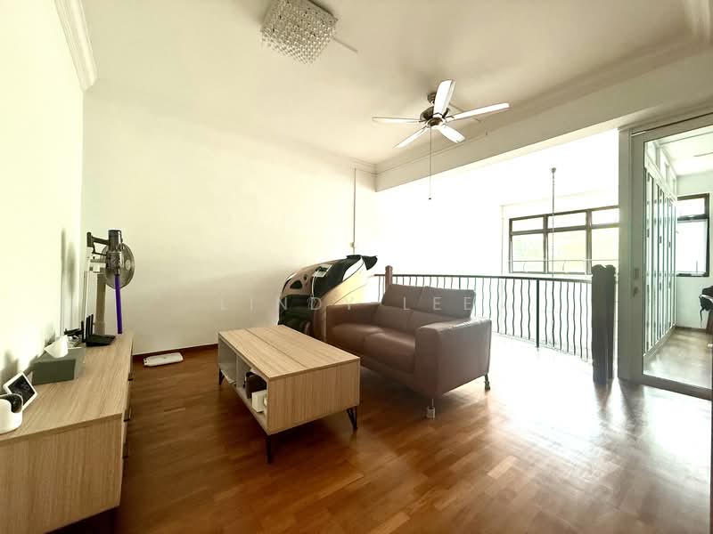 Beautiful Three Storey Terrace for Sale near Pasir Ris MRT, , 6 Bedrooms, 3,200 sqft, Terraced House For Sale, by Lindy Lee, 500145853 - Family Area - PropertyGuru.com.sg