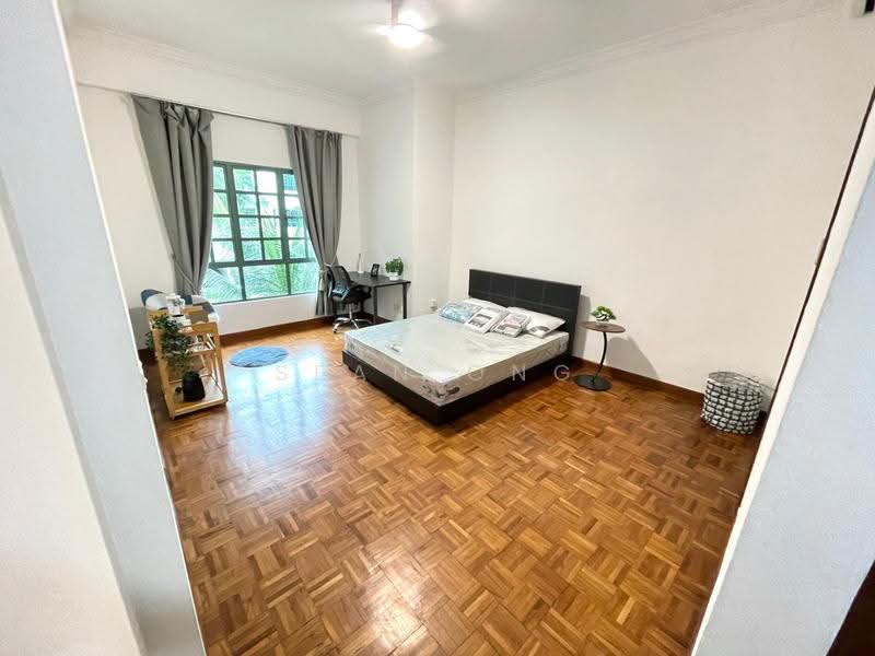 Gold Coast Condo, 360 Pasir Panjang Road, Buona Vista / West Coast / Clementi New Town, Room Rental, 180 sqft, Condominium For Rent, by Sean Ong, 500145863 - Bedroom - PropertyGuru.com.sg