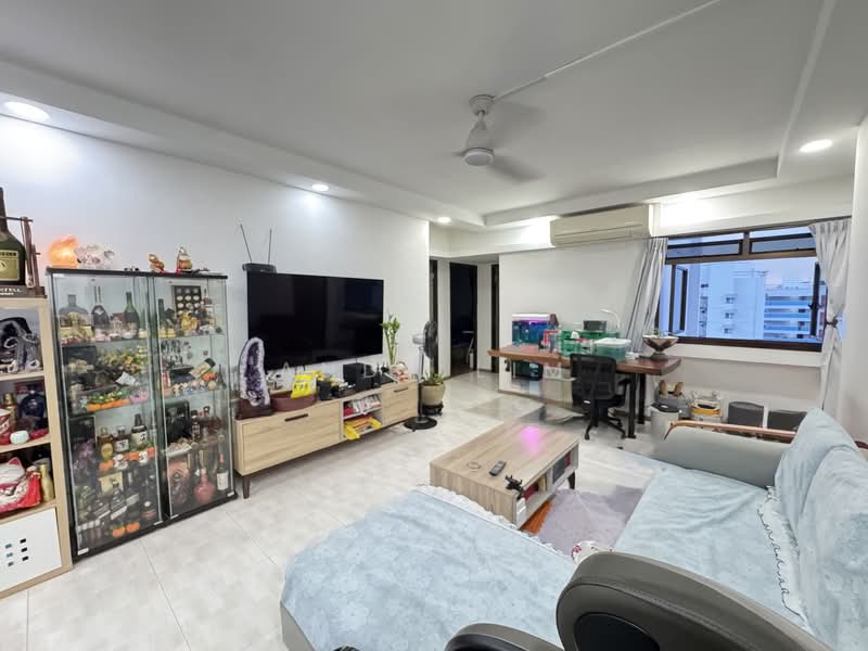 683C Choa Chu Kang Crescent, 683C Choa Chu Kang Crescent, 4 Bedrooms, 1,184 sqft, HDB Flat For Sale, by Andy Lim, 500145884 - Living Room - PropertyGuru.com.sg
