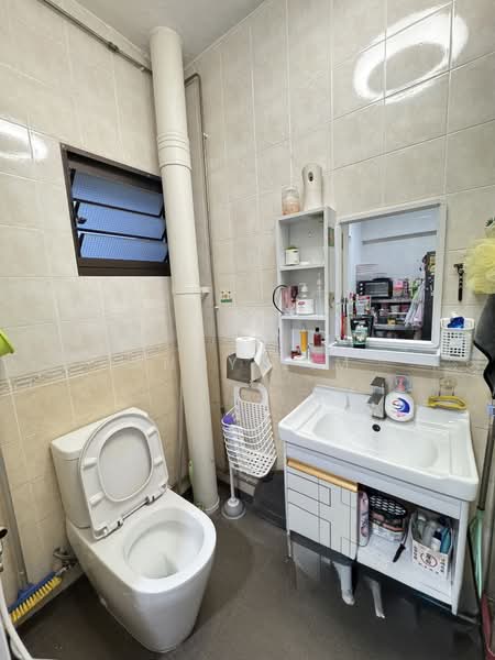 683C Choa Chu Kang Crescent, 683C Choa Chu Kang Crescent, 4 Bedrooms, 1,184 sqft, HDB Flat For Sale, by Andy Lim, 500145884 - Bathroom - PropertyGuru.com.sg