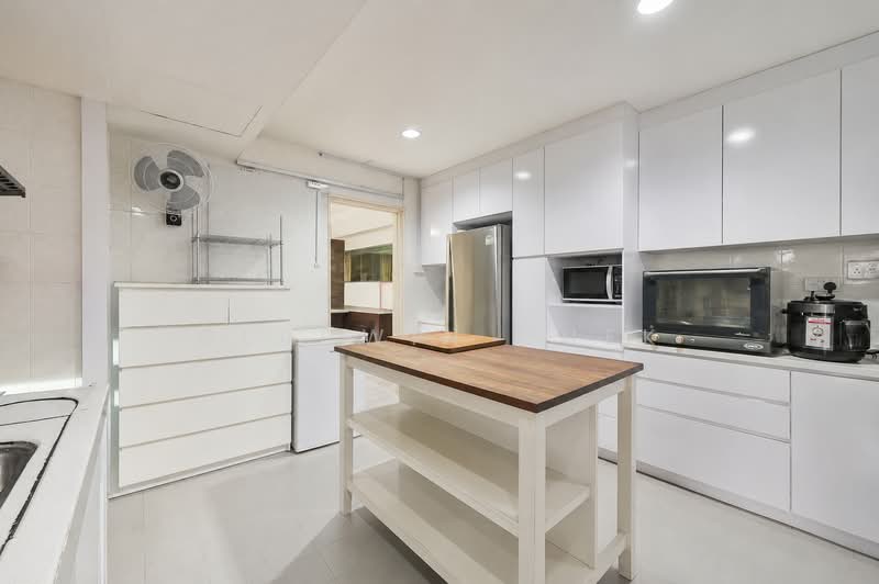 Mandalay Towers, 35 Mandalay Road, 4 Bedrooms, 2,497 sqft, Condominium For Sale, by Gladwin Quek, 500145888 - Kitchen - PropertyGuru.com.sg