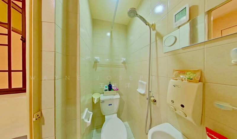 Seasons View, 5 Pemimpin Drive, 2 Bedrooms, 969 sqft, Condominium For Sale, by Wayne Joseph Ong 王伟洋, 500145893 - PropertyGuru.com.sg